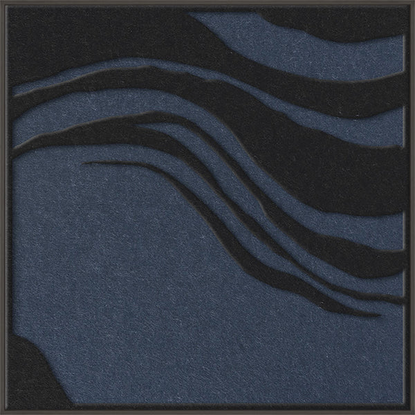 Sacred Silence square 1 | ACOUSTIC ART Akustikbillede ART COPENHAGEN (DA) Sort ramme // 100x100 // Sort // Mørkeblå