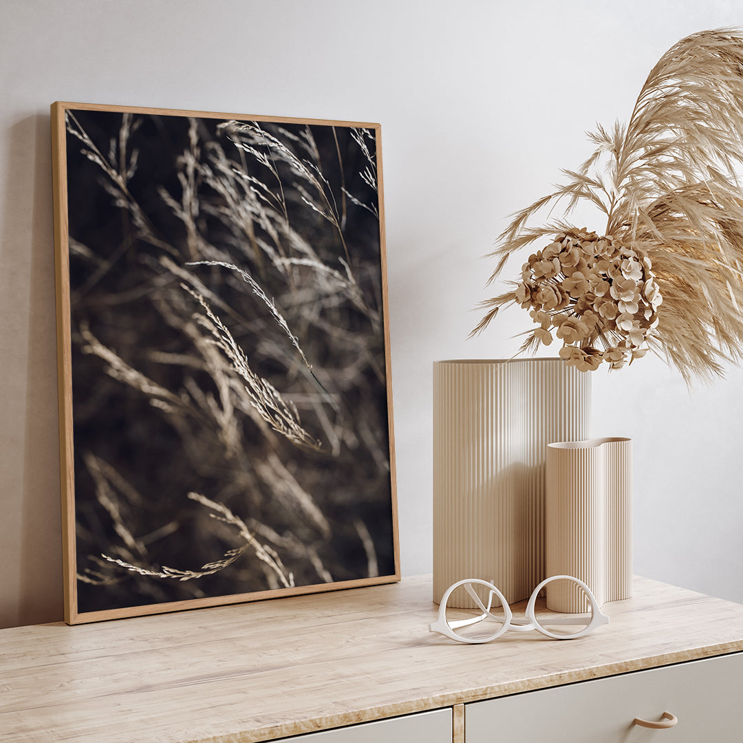 Mellow Grasses 7 | INDRAMMET BILLEDE Indrammet billede MF 30x40 Sort