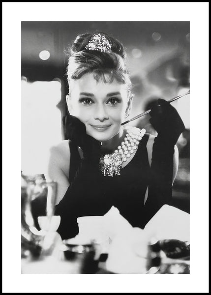 Audrey Hepburn 1 | INDRAMMET BILLEDE Indrammet billede MF 30x40 Sort