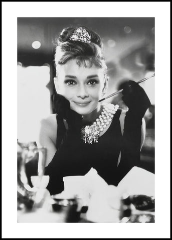 Audrey Hepburn 1 | INDRAMMET BILLEDE Indrammet billede MF 30x40 Sort