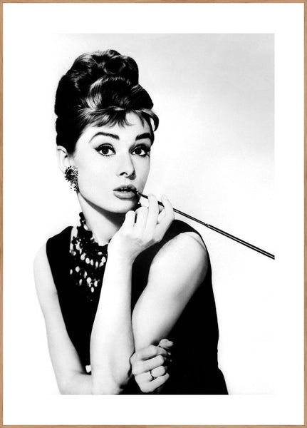 Audrey Hepburn 3 | INDRAMMET BILLEDE Indrammet billede MF 30x40 Egeramme