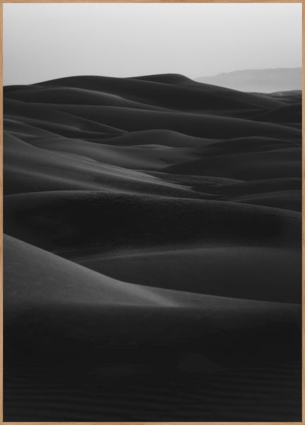 Black dunes | INDRAMMET BILLEDE Indrammet billede MF 30x40 Egeramme