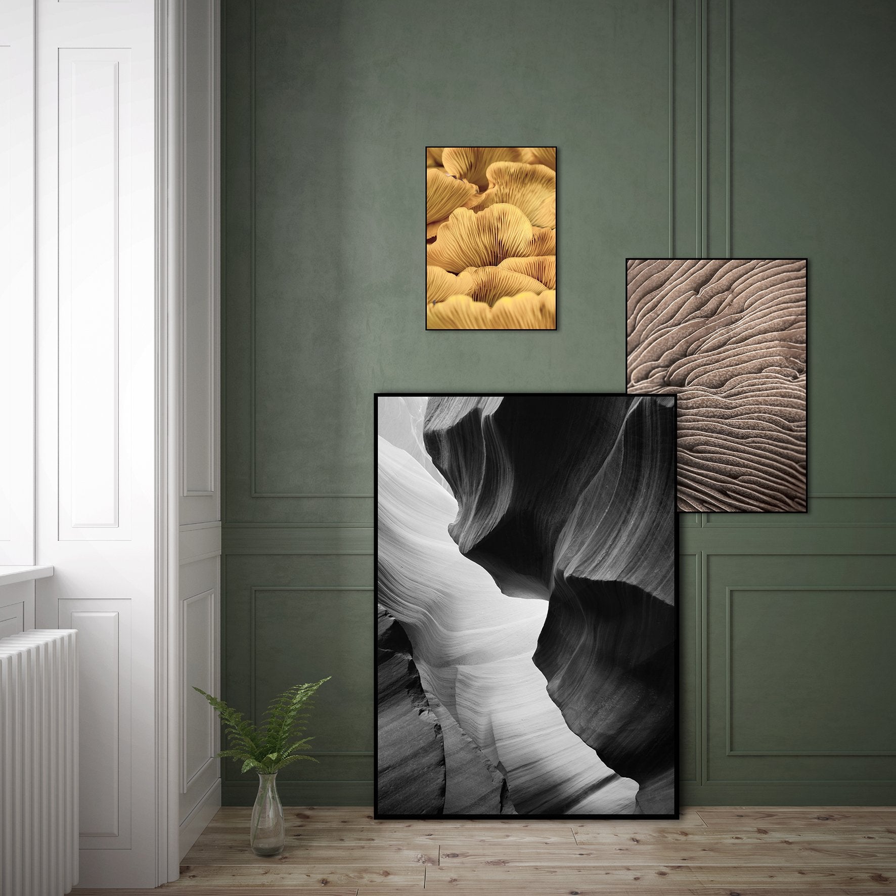 Cave 2 | INDRAMMET BILLEDE Indrammet billede MF 30x40 Sort