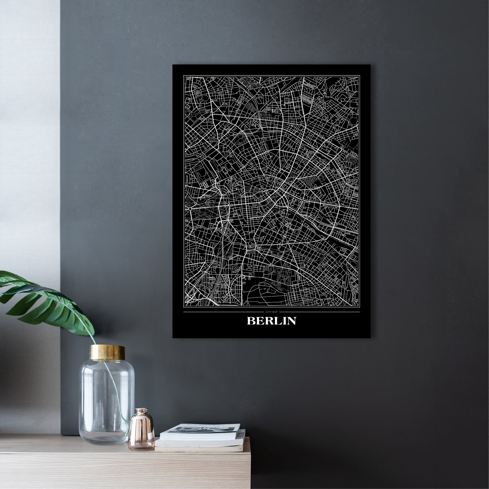 Map Berlin black | INDRAMMET BILLEDE Indrammet billede MF 30x40 Sort