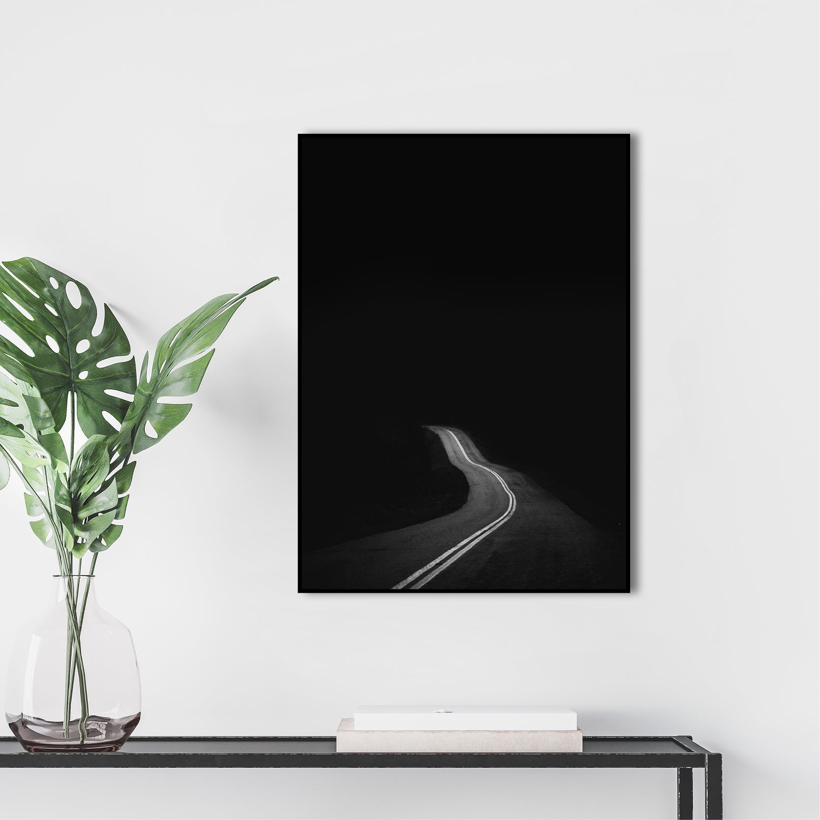 Road to nowhere | INDRAMMET BILLEDE Indrammet billede MF 30x40 Sort