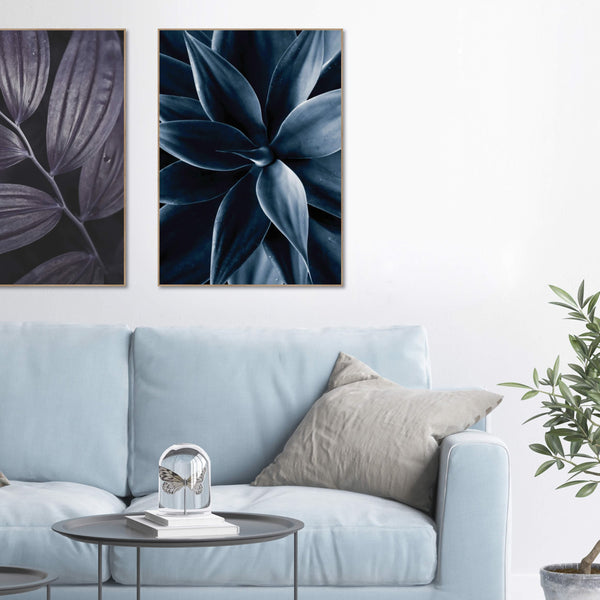 Dark plant 1 | INDRAMMET BILLEDE Indrammet billede MF