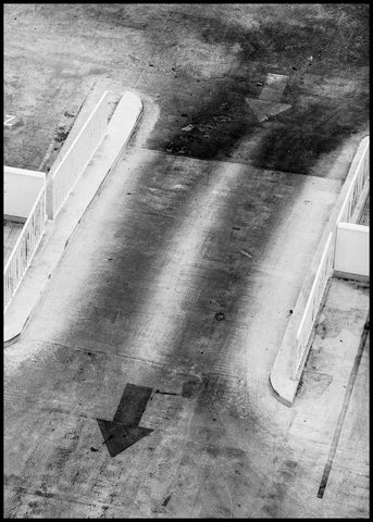 The passing | INDRAMMET BILLEDE Indrammet billede MF 30x40 Sort
