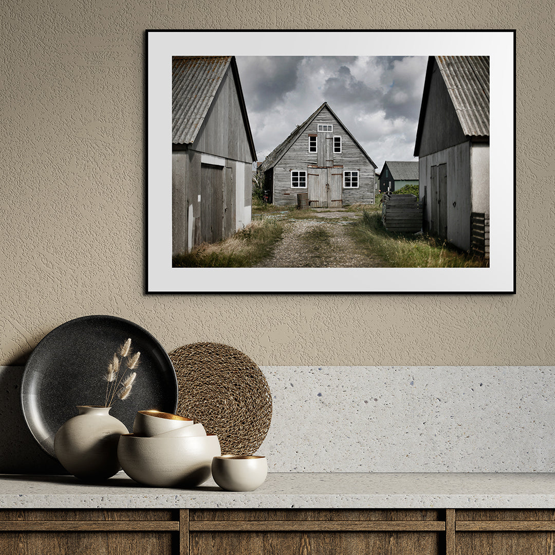 Cosy cabins | INDRAMMET BILLEDE Indrammet billede MF 30x40 Sort