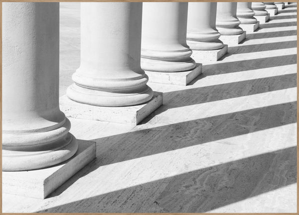 Pillars 1 | INDRAMMET BILLEDE Indrammet billede MF 30x40 Egeramme