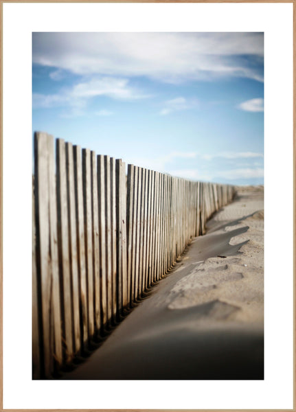 Sand behind bars | INDRAMMET BILLEDE Indrammet billede MF 30x40 Egeramme