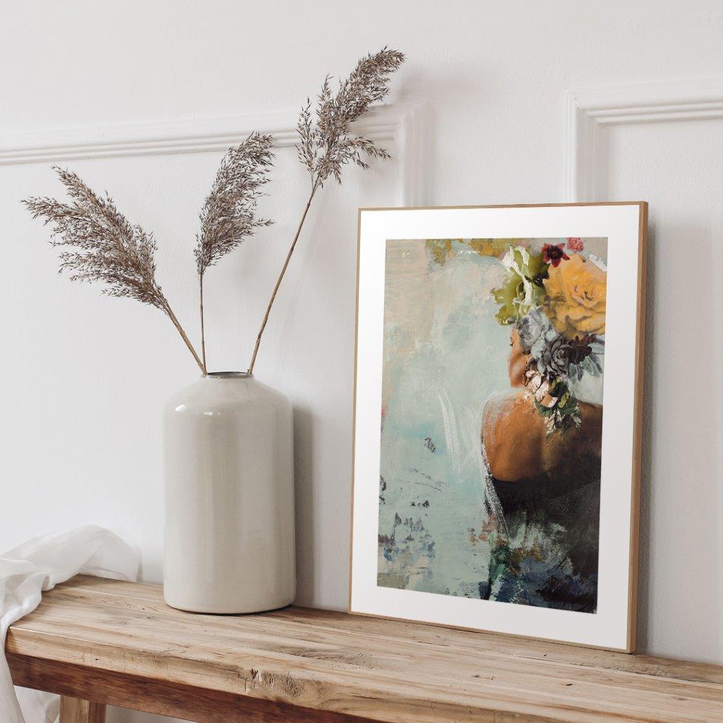 She got the look 1 | INDRAMMET BILLEDE Indrammet billede MF 30x40 Egeramme